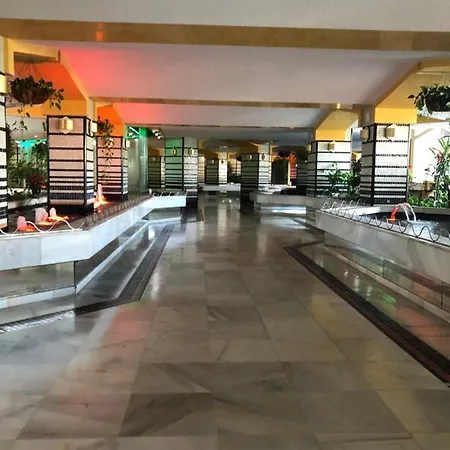 Benalbeach 51 公寓